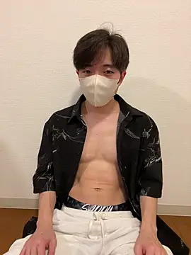 Snapshot of Yuma0718 chatting on February 2026 09:30:02 AM Yuma0718 online show from February 2026 09:30:02 AM