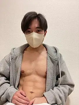 Snapshot of Yuma0718 chatting on February 2026 11:19:01 AM Yuma0718 online show from February 2026 11:19:01 AM