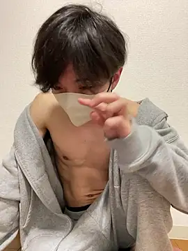 Snapshot of Yuma0718 chatting on February 2026 12:27:01 PM Yuma0718 online show from February 2026 12:27:01 PM