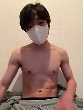 Yuma0718 online show from May 2026 09:57:02 AM
