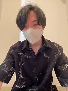 Yuma0718 online show from November 2025 11:42:01 PM