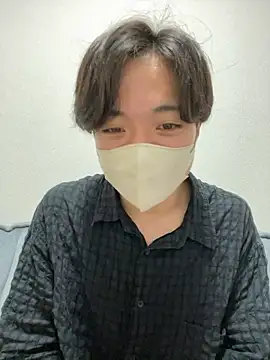 Yuma0718 online show from October 2025 11:01:01 AM