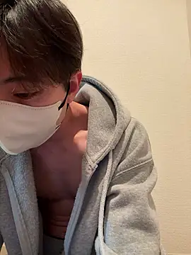 Snapshot of Yuma0718 chatting on March 2026 02:57:01 PM Yuma0718 online show from March 2026 02:57:01 PM