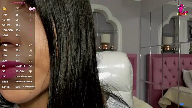 miel latina online show from November 2025 08:46:02 PM