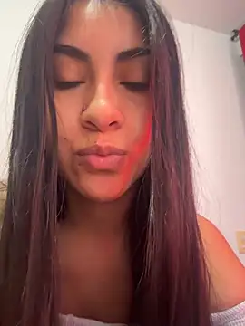 miel latina online show from December 2025 04:35:02 PM