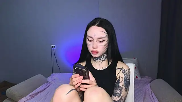 Snapshot of Somniyaa chatting on May 2026 08:34:02 PM Somniyaa online show from May 2026 08:34:02 PM