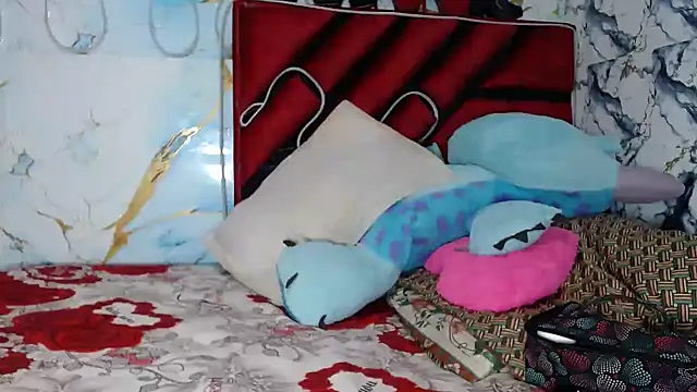 Snapshot of hot_lady19 chatting on November 2025 01:10:01 AM hot lady19 online show from November 2025 01:10:01 AM