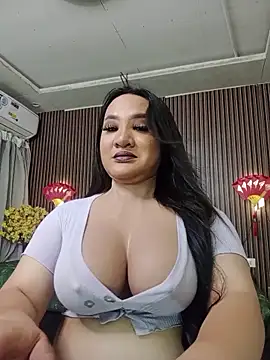 Snapshot of Hotcum_ella chatting on October 2025 12:20:01 AM Hotcum ella online show from October 2025 12:20:01 AM