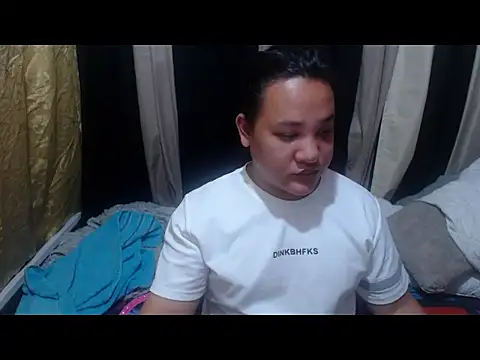 Hotcum ella online show from April 2026 11:11:02 AM