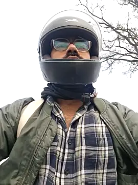 Snapshot of YoursThickDick chatting on January 2026 06:20:01 AM YoursThickDick online show from January 2026 06:20:01 AM