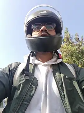 Snapshot of YoursThickDick chatting on December 2025 05:29:02 AM YoursThickDick online show from December 2025 05:29:02 AM