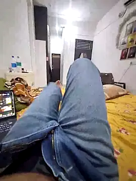 YoursThickDick online show from May 2026 04:13:01 PM