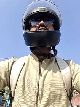 Snapshot of YoursThickDick chatting on December 2025 05:57:02 AM YoursThickDick online show from December 2025 05:57:02 AM