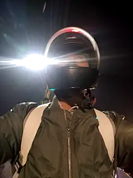 Snapshot of YoursThickDick chatting on November 2025 04:10:01 PM YoursThickDick online show from November 2025 04:10:01 PM