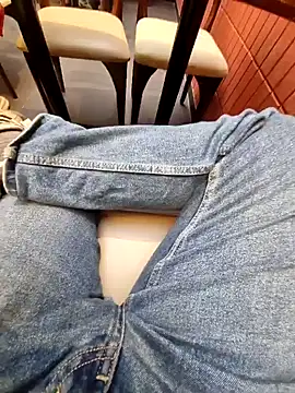 Snapshot of YoursThickDick chatting on December 2025 09:55:01 AM YoursThickDick online show from December 2025 09:55:01 AM