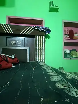 Snapshot of Shreya-couple chatting on October 2025 01:27:02 AM Shreya-couple online show from October 2025 01:27:02 AM