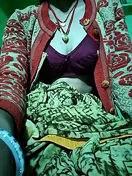 Snapshot of Shreya-couple chatting on November 2025 01:10:02 AM Shreya-couple online show from November 2025 01:10:02 AM