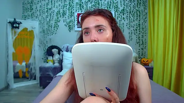 Snapshot of SherryBaers chatting on October 2025 06:12:02 AM SherryBaers online show from October 2025 06:12:02 AM