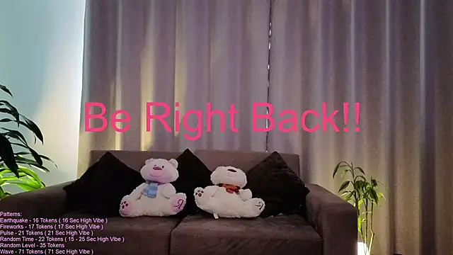 Snapshot of _LittleSammy chatting on February 2026 06:10:02 PM LittleSammy online show from February 2026 06:10:02 PM