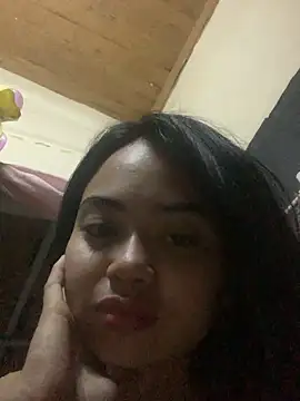 Snapshot of Kaieana chatting on October 2025 04:06:02 PM Kaieana online show from October 2025 04:06:02 PM