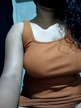 DiyaRoy49 online show from April 2026 06:10:02 PM