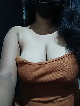 DiyaRoy49 online show from June 2026 05:52:01 PM