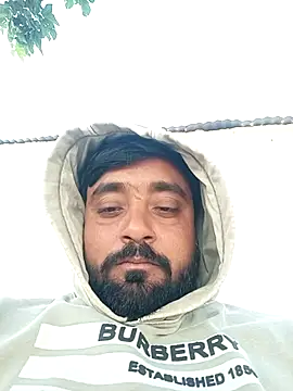 Raju fuckerr online show from December 2025 09:22:02 AM