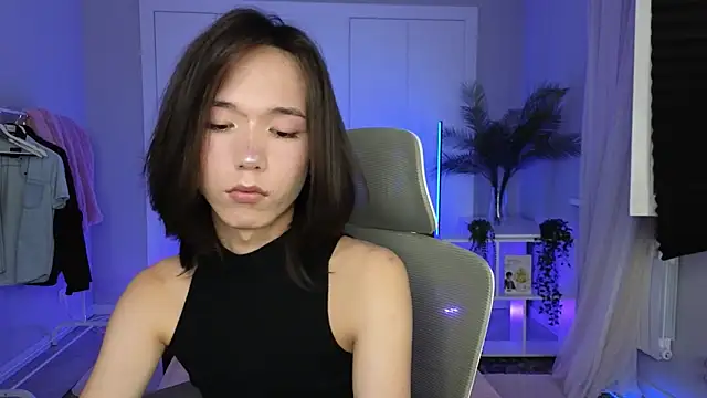 Snapshot of okerriella chatting on November 2025 07:24:02 PM okerriella online show from November 2025 07:24:02 PM