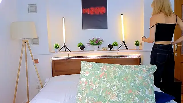 okerriella online show from April 2026 07:26:01 AM