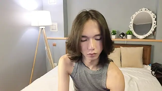 Snapshot of okerriella chatting on October 2025 03:47:02 PM okerriella online show from October 2025 03:47:02 PM