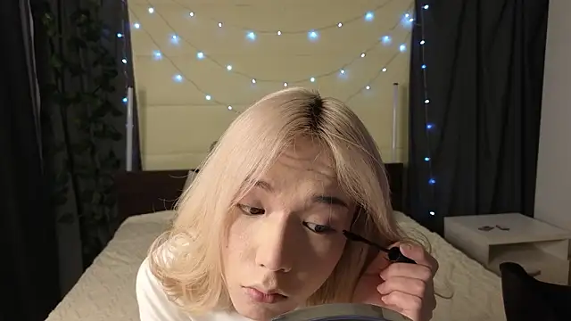 Snapshot of okerriella chatting on January 2026 08:40:01 AM okerriella online show from January 2026 08:40:01 AM