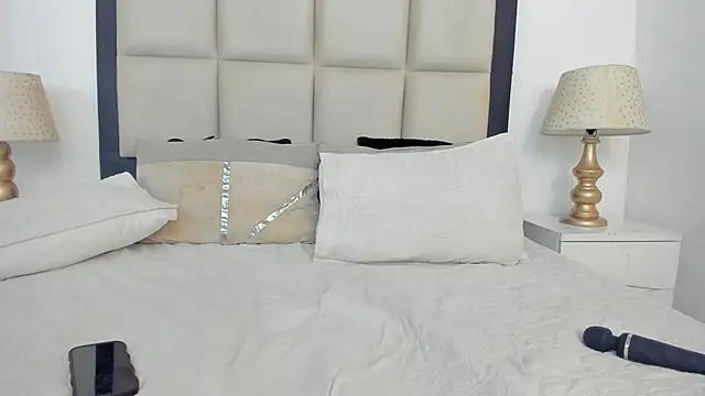 AdrianaCampbelll online show from September 2025 01:33:02 PM