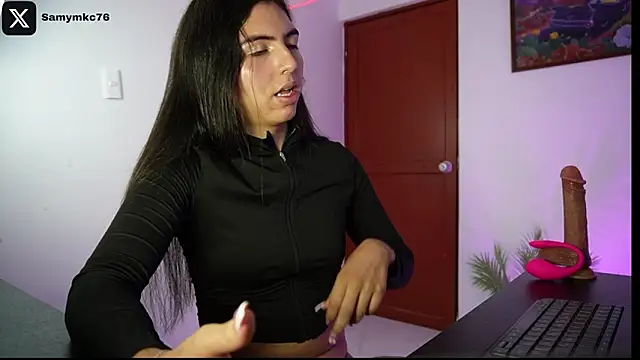 samymelo online show from April 2026 07:18:01 PM