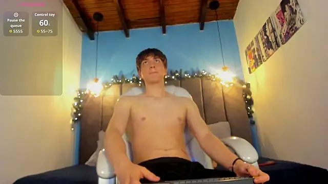 Snapshot of Oscar_and_dani chatting on November 2025 04:02:01 AM Oscar and dani online show from November 2025 04:02:01 AM