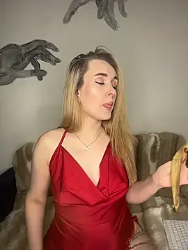 KiraBerht online show from March 2026 12:27:01 AM