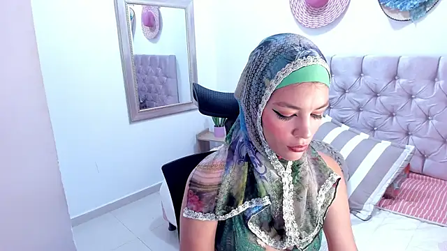 SofiaRivera1 online show from September 2025 09:21:01 PM