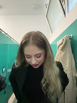 BabyAnais online show from November 2025 01:25:02 PM