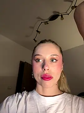 BabyAnais online show from November 2025 07:06:01 PM