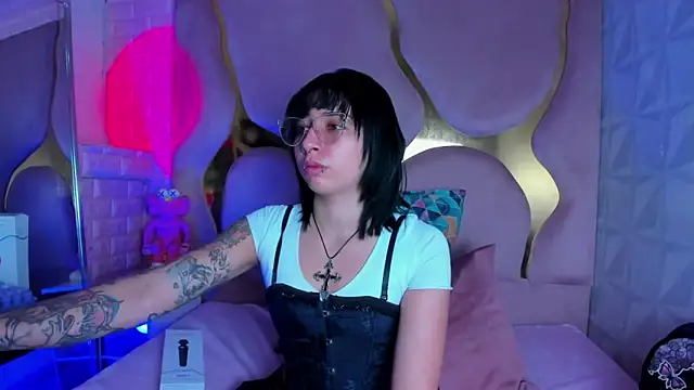 Niina Sissy online show from April 2026 05:36:01 AM