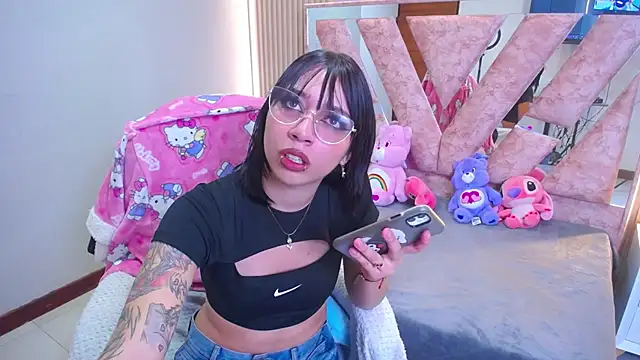 Niina Sissy online show from December 2025 04:56:02 AM