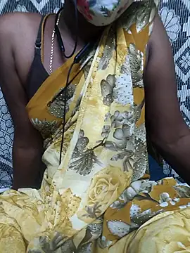 Snapshot of Tamil_Jillu chatting on May 2026 04:32:02 PM Tamil Jillu online show from May 2026 04:32:02 PM