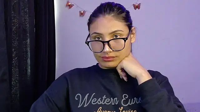 Linda andrew online show from April 2026 04:30:01 PM