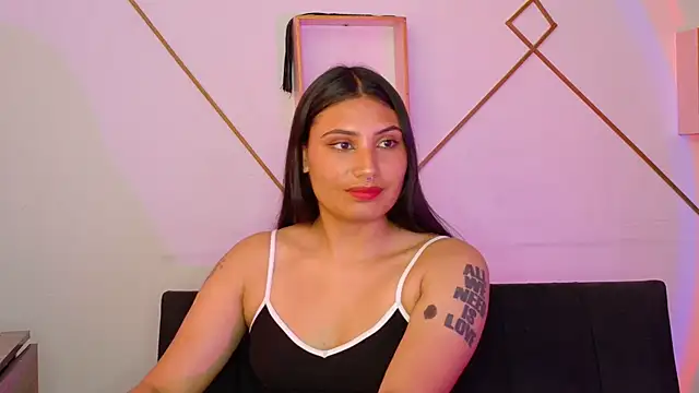 Linda andrew online show from December 2025 05:12:02 PM