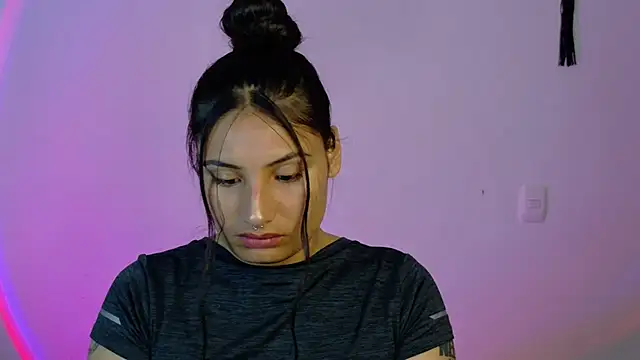 Linda andrew online show from March 2026 05:31:02 PM