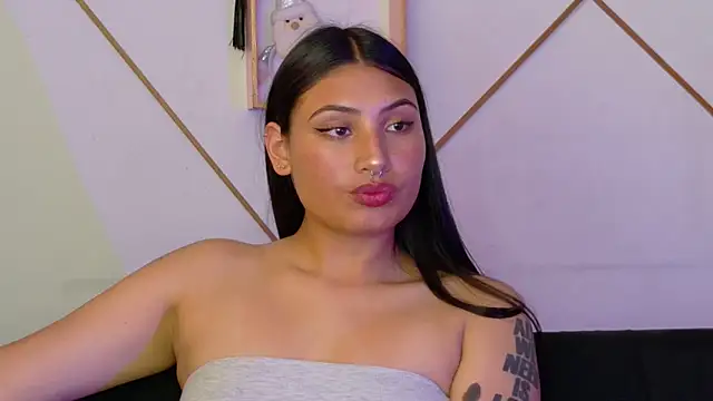 Linda andrew online show from December 2025 07:20:01 PM