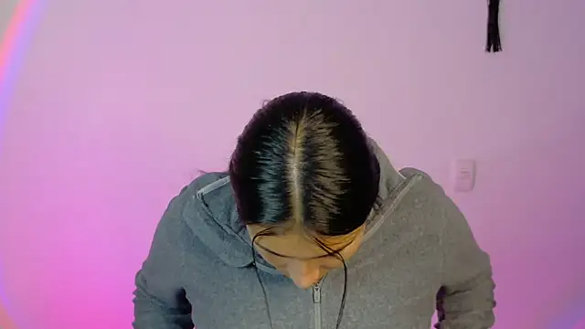 Linda andrew online show from February 2026 04:07:02 PM