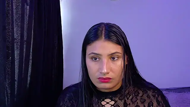 Snapshot of Linda_andrew chatting on April 2026 06:25:01 PM Linda andrew online show from April 2026 06:25:01 PM