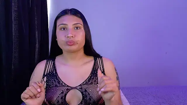 Snapshot of Linda_andrew chatting on June 2026 04:41:02 PM Linda andrew online show from June 2026 04:41:02 PM