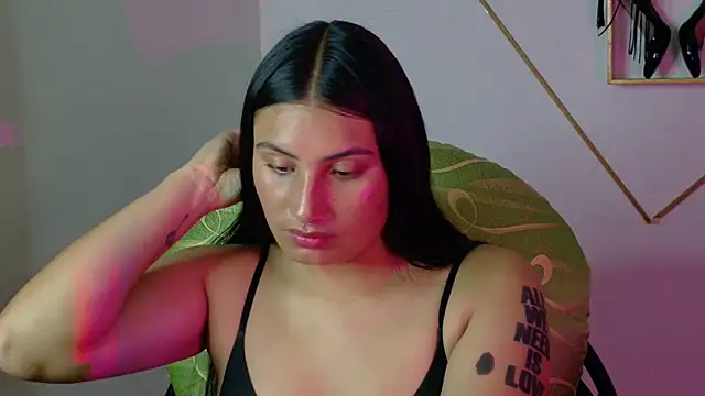 Linda andrew online show from February 2026 07:45:01 PM