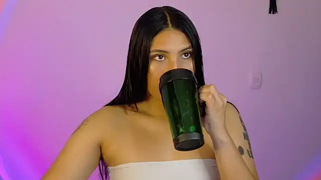 Linda andrew online show from February 2026 04:19:01 PM